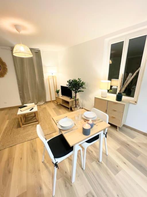 / Cocon \ Paisible Hyper Centre Rodez Apartment Luaran gambar
